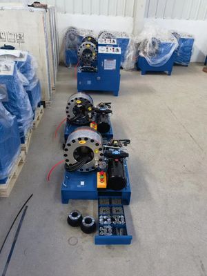 अच्छी कीमत 10 वी सेट के साथ 12 वी 24 वी मोबाइल हाइड्रोलिक नली क्रॉपर 51 मिमी नली पाइप क्रिमिंग मशीन ऑनलाइन