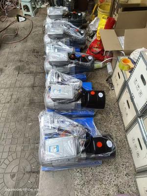 अच्छी कीमत 6-25 मिमी होसेस के लिए 2.2KW पावर के साथ 220V 7 डाई हाइड्रोलिक होज़ क्रिम्पिंग मशीन ऑनलाइन