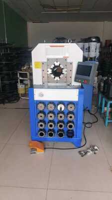 अच्छी कीमत 3 Inch 15 Dies Hydraulic Hose Crimping Machine with 2800KN Crimping Force for High-Pressure Applications ऑनलाइन