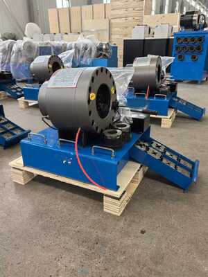 अच्छी कीमत हाइड्रोलिक अनुप्रयोगों के लिए 6-51 मिमी की क्रिमपिंग रेंज के साथ उच्च दक्षता 600T मैनुअल नली क्रिमपिंग मशीन ऑनलाइन