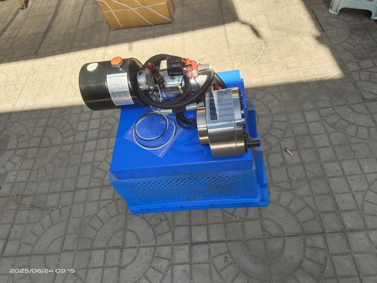 12V / 24V 7 डीजल ब्लू कलर कार लोडिंग 1 इंच ब्रेडेड होज़ क्रिम्पर बैटरी ड्राइव हाइड्रोलिक होज़ प्रेस मशीन 6-25mm