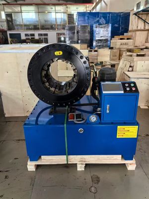 4 इंच 16 डाइज पीएलसी कंट्रोल सिस्टम / सीएनसी / बटन नीला रंग 6-102 मिमी हाइड्रोलिक रबर होज़ क्रिम्पिंग मशीन साइज़ 850*530*980 मिमी