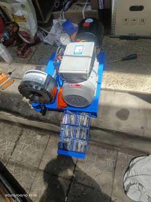 2.2 KW 220V हाइड्रोलिक नली क्रिमपिंग मशीन 1/4 इंच से 1 इंच क्रिमपिंग रेंज के साथ 6-25 मिमी नली और 1 वर्ष की वारंटी के लिए