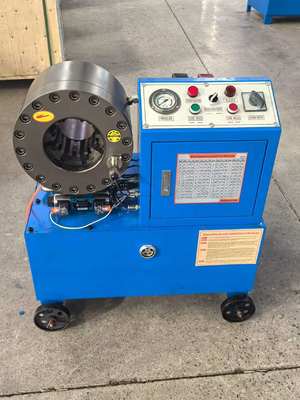 अच्छी कीमत 2 इंच 10 डाइज़ मोबाइल होज़ क्रिम्पिंग मशीन, 600T क्रिम्पिंग बल और 200 पीस प्रति घंटे की दक्षता के साथ ऑनलाइन