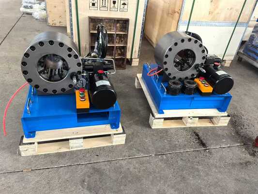 12v/24v पोर्टेबल हाइड्रोलिक नली क्रिमपिंग मशीन 3.6KW मोटर पावर के साथ 10 सेट मर जाता है और कार लोडिंग उपयोग के लिए 0.01 मिमी सटीकता