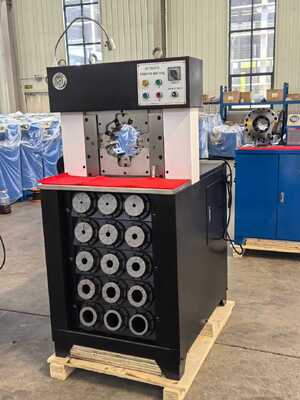 अच्छी कीमत बटन कंट्रोल हाइड्रोलिक नली क्रिमपिंग मशीन 6-76 मिमी क्रिमपिंग रेंज और 165 मिमी अधिकतम उद्घाटन के साथ ऑनलाइन