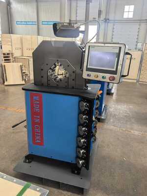 अच्छी कीमत औद्योगिक उपयोग के लिए 0.01 मिमी सटीकता और 6-102 मिमी क्रिम्पिंग रेंज वाली इलेक्ट्रिक हाइड्रोलिक होज़ क्रिम्पिंग मशीन ऑनलाइन