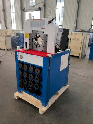अच्छी कीमत 3 इंच सुपर मोटाई मॉडल 220v/380v हाइड्रोलिक नली Crimping मशीन पीएलसी / कपास नियंत्रण प्रणाली 2800KN Crimper बल और 6-76 मिमी Crimping रेंज 15 मर जाता है हाइड्रोलिक अनुप्रयोगों के लिए ऑनलाइन